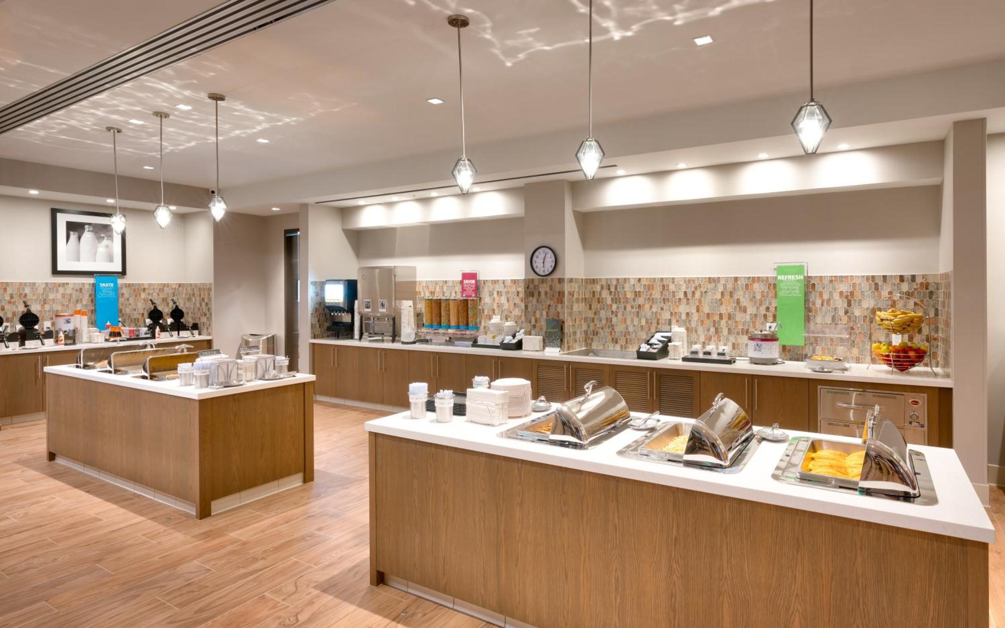 汉普顿酒店和会议中心3*